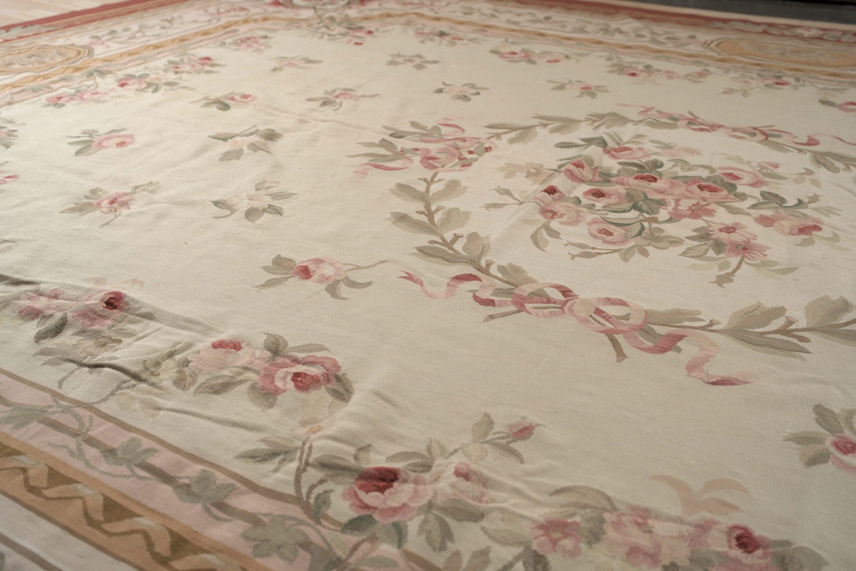 Vintage Aubusson Flat Weave Wool Rug, Louis Philippe Rose Wreath