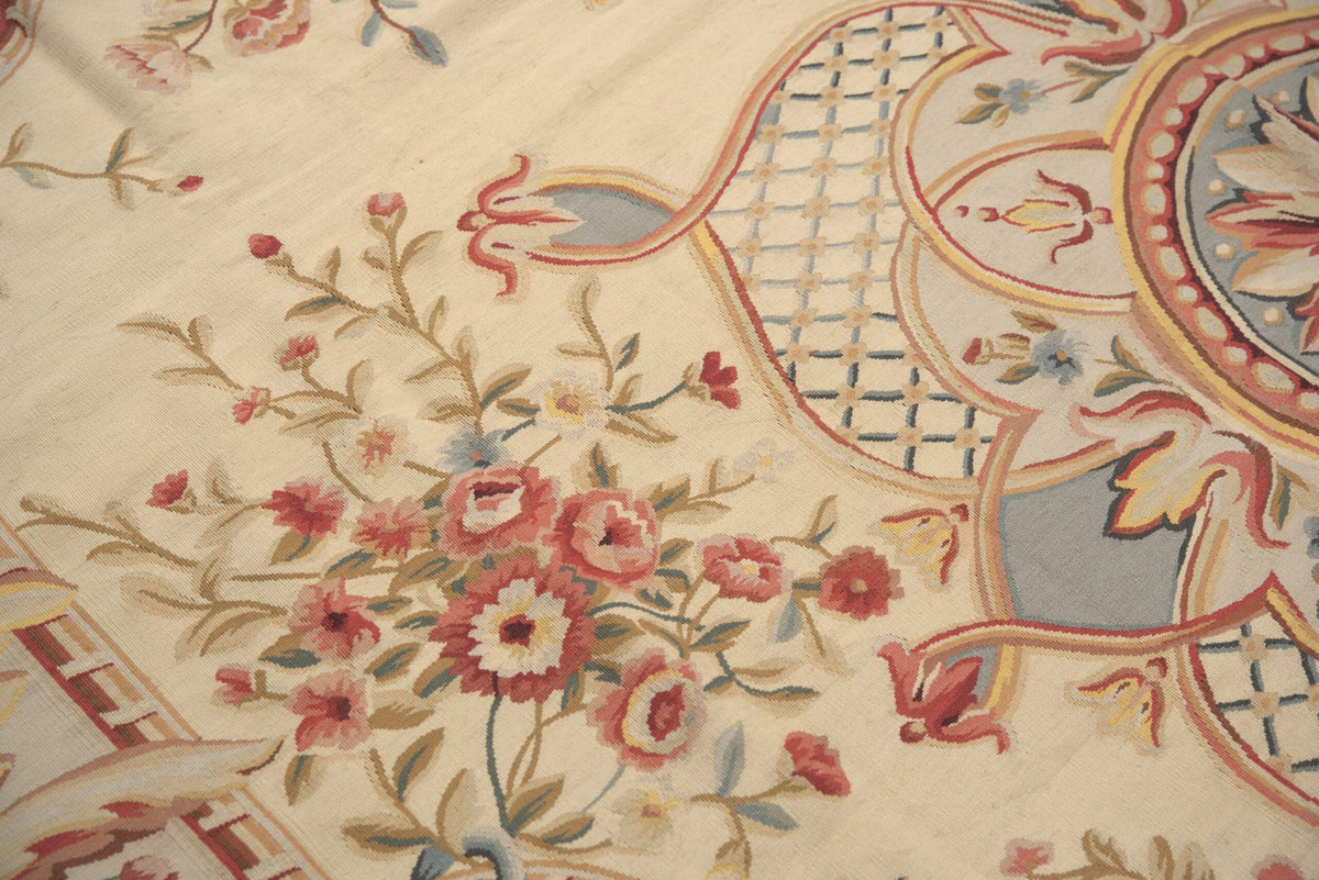 Vintage Aubusson Flat Weave Wool Rug, Louis XV Rosette Medallion