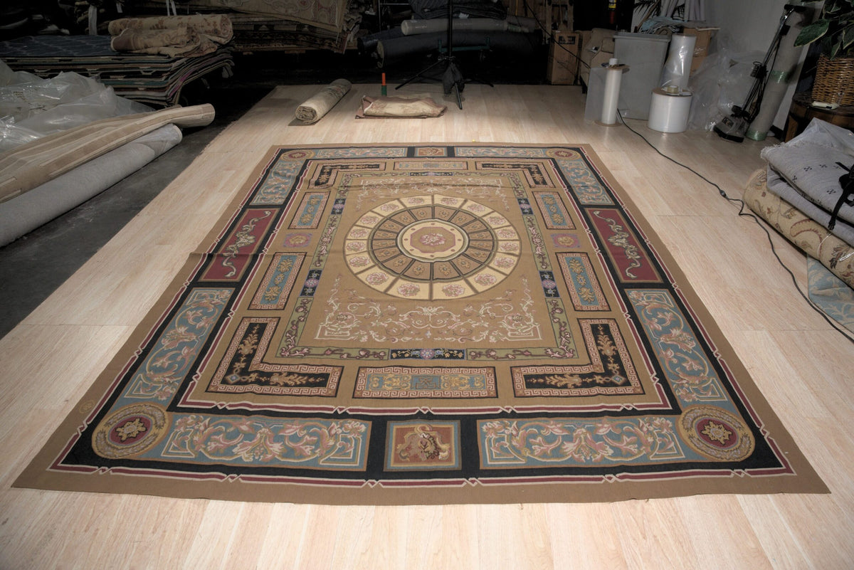 Vintage Aubusson Flat Weave Wool Rug, Neoclassical Compass Medallion