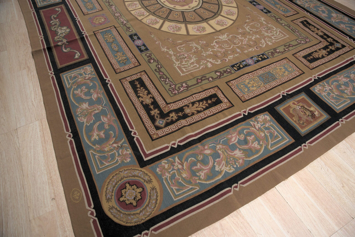 Vintage Aubusson Flat Weave Wool Rug, Neoclassical Compass Medallion