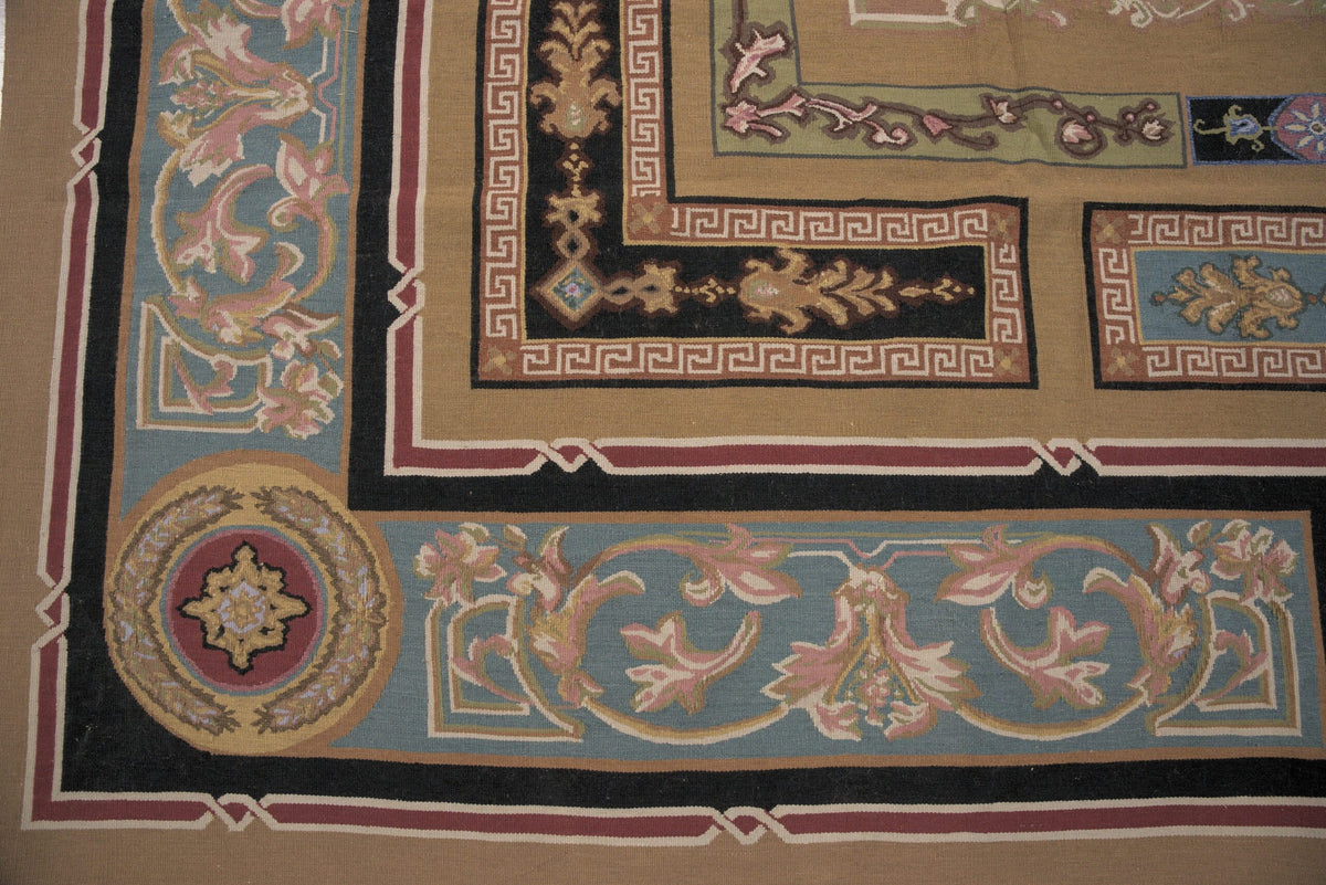 Vintage Aubusson Flat Weave Wool Rug, Neoclassical Compass Medallion