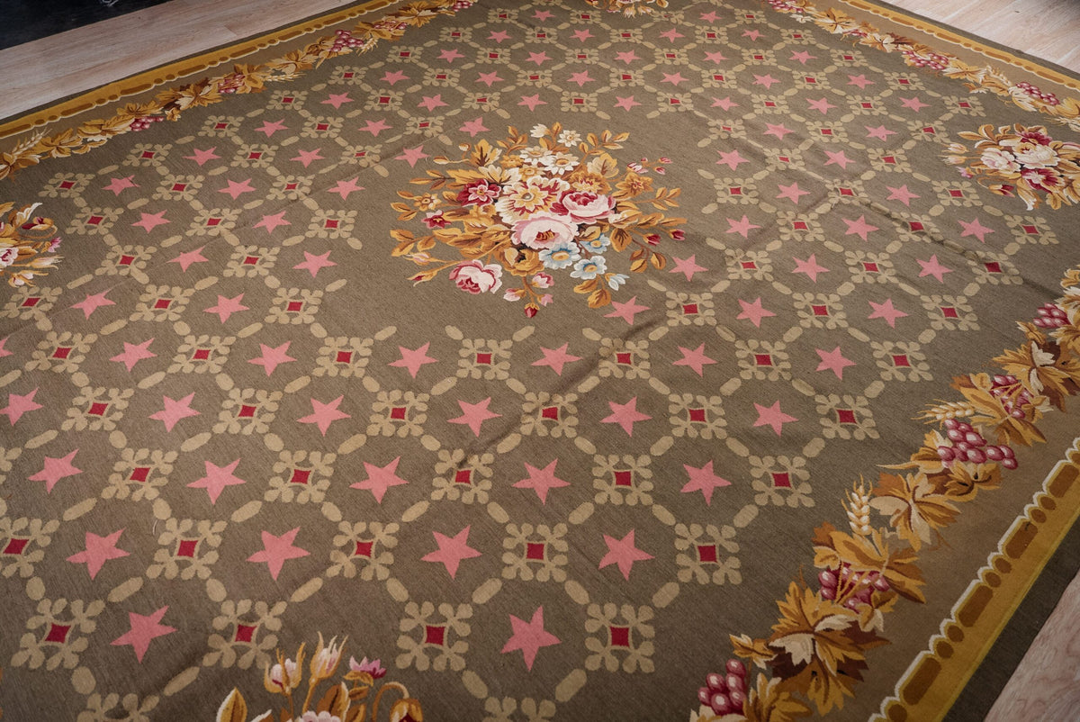 Vintage Aubusson Flat Weave Rug, Olive Green Star Lattice