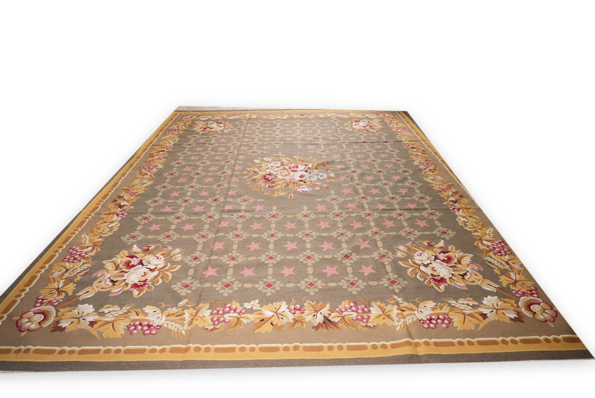 Vintage Aubusson Flat Weave Rug, Olive Green Star Lattice