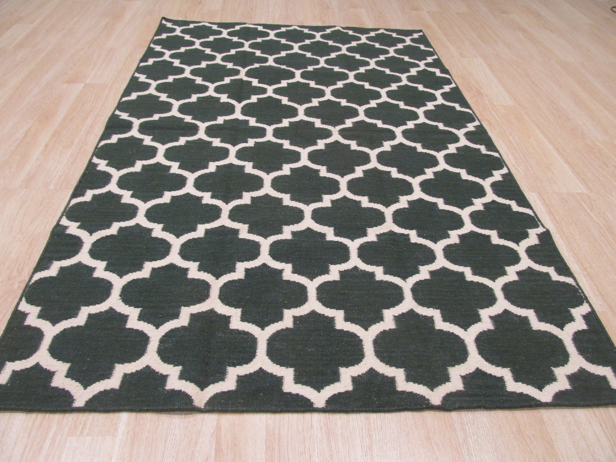 Reversible Trellis Moroccan Rug