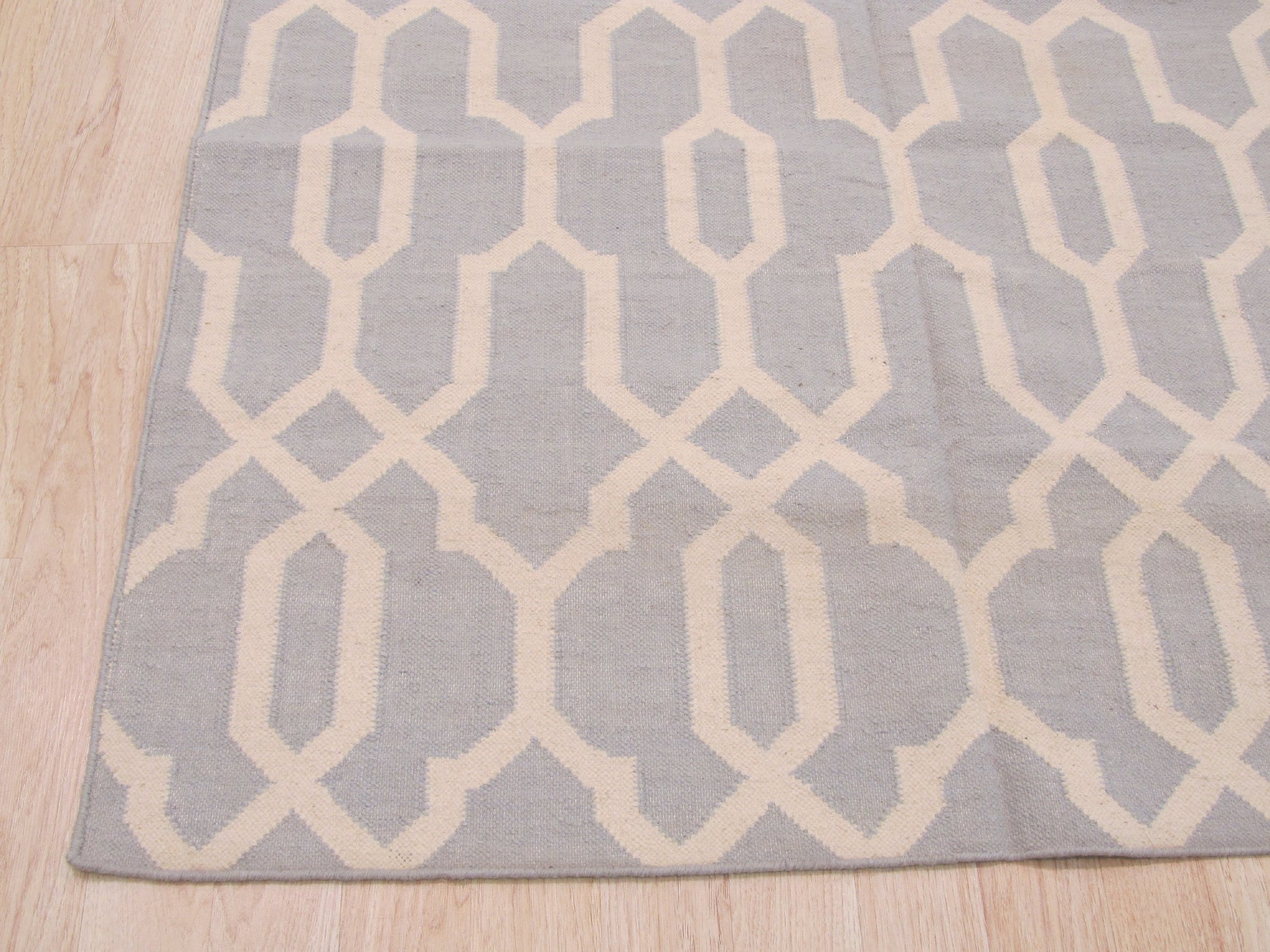 Skyline Trellis Pattern Handmade Wool Rug