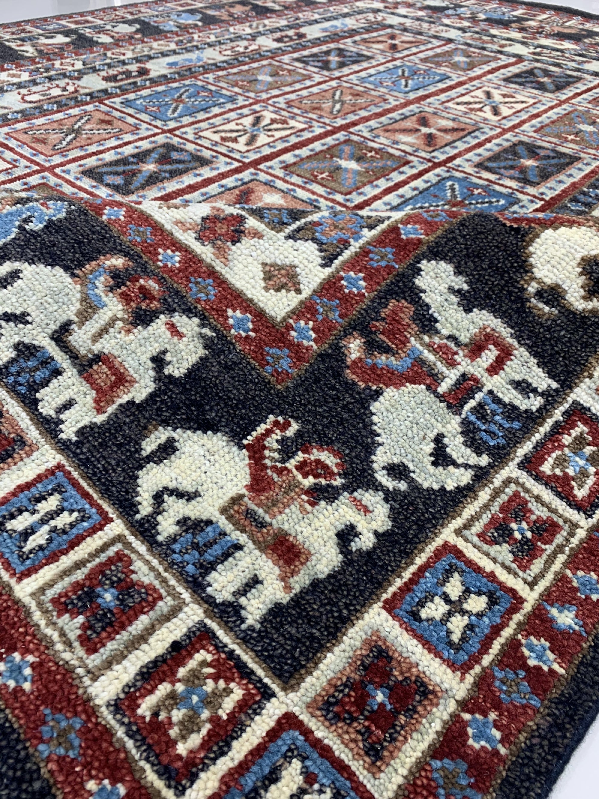 Heritage Caravan Oriental Rug