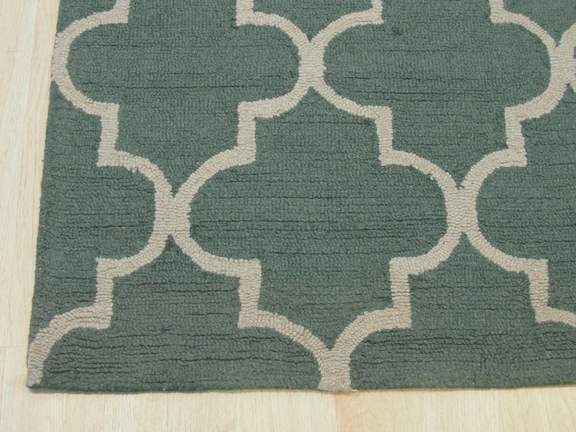 Green Moroccan Trellis Harmony Hand-Tufted Wool Rug