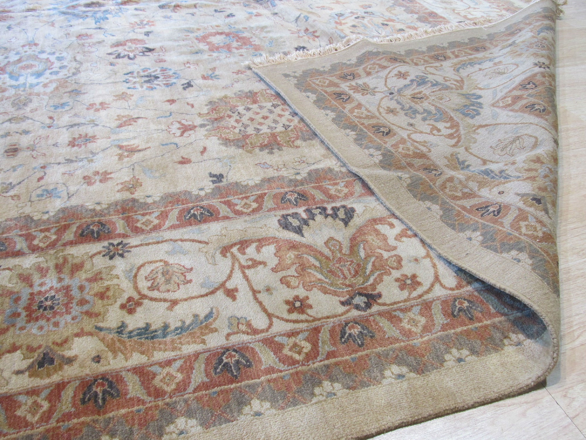 Imperial Agra Hand-Knotted Wool Rug