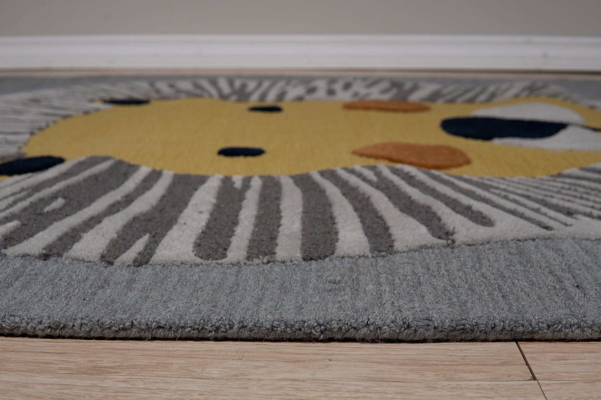 Transitional Animal Hand-Tufted Gray Wool Rug